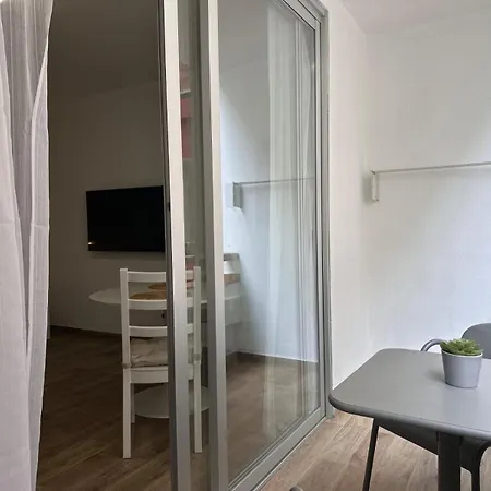 Apartamento Marines 3 *